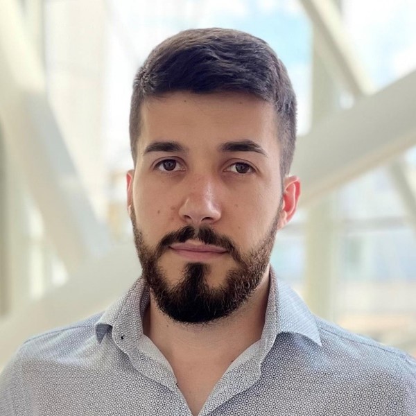 Профил Mentor