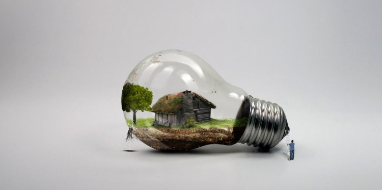 Light bulb